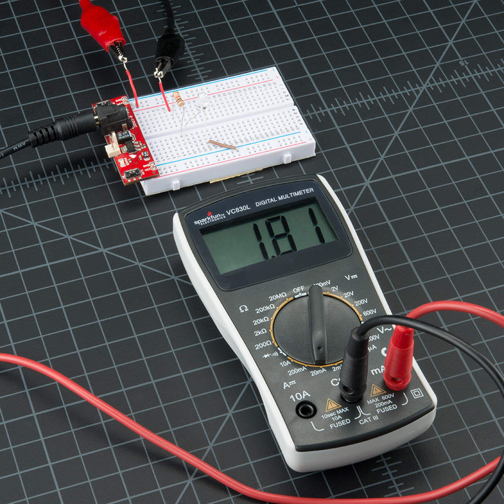 このとき回路が消費していた電流はわずか1.8mAだった。平均するとおよそ2.1mAに近い値になった
